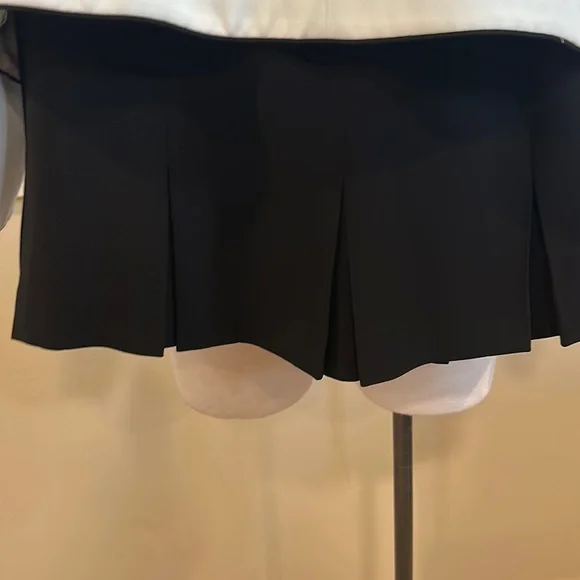 Kasper Skirt Suit - Picture 7 of 11